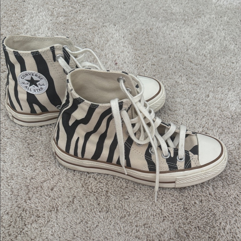 Zebra Print - Picture 2 of 4
